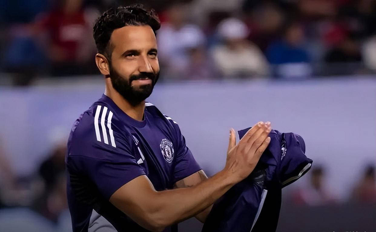 审视阿莫林，曼联对穆里尼奥的期望或许过高了